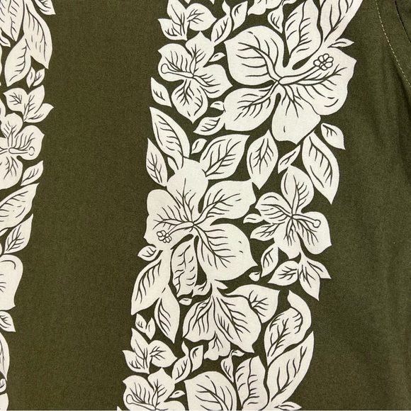 Tommy Hilfiger Hawaiian short sleeve Tiki floral size medium - Picture 11 of 13
